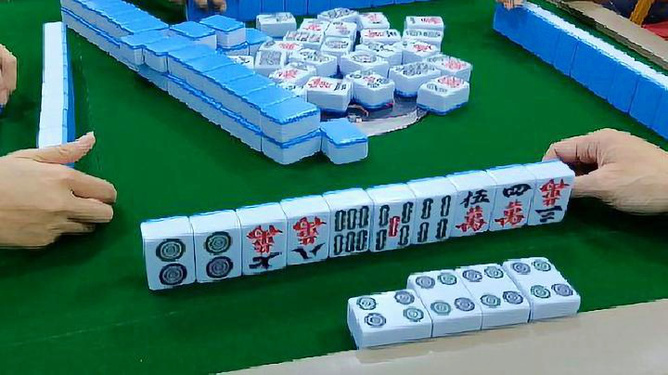厉害了!红中麻将开挂要多少钱”(确实是有挂)-哔哩哔哩