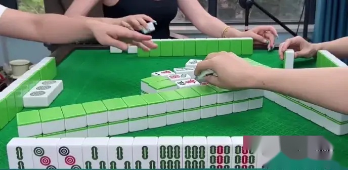 (2分钟介绍)“胡乐麻将是不是有挂!其实确实有挂