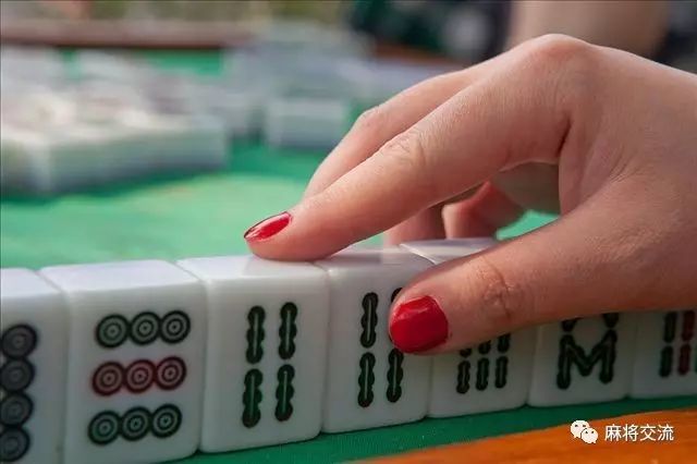 安装教程！微乐广西麻将辅牌器下载(怎么打才赢)