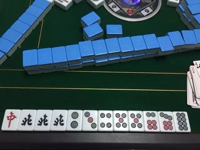 麻将挂什么字好听点（给麻将挂花的最好产品）