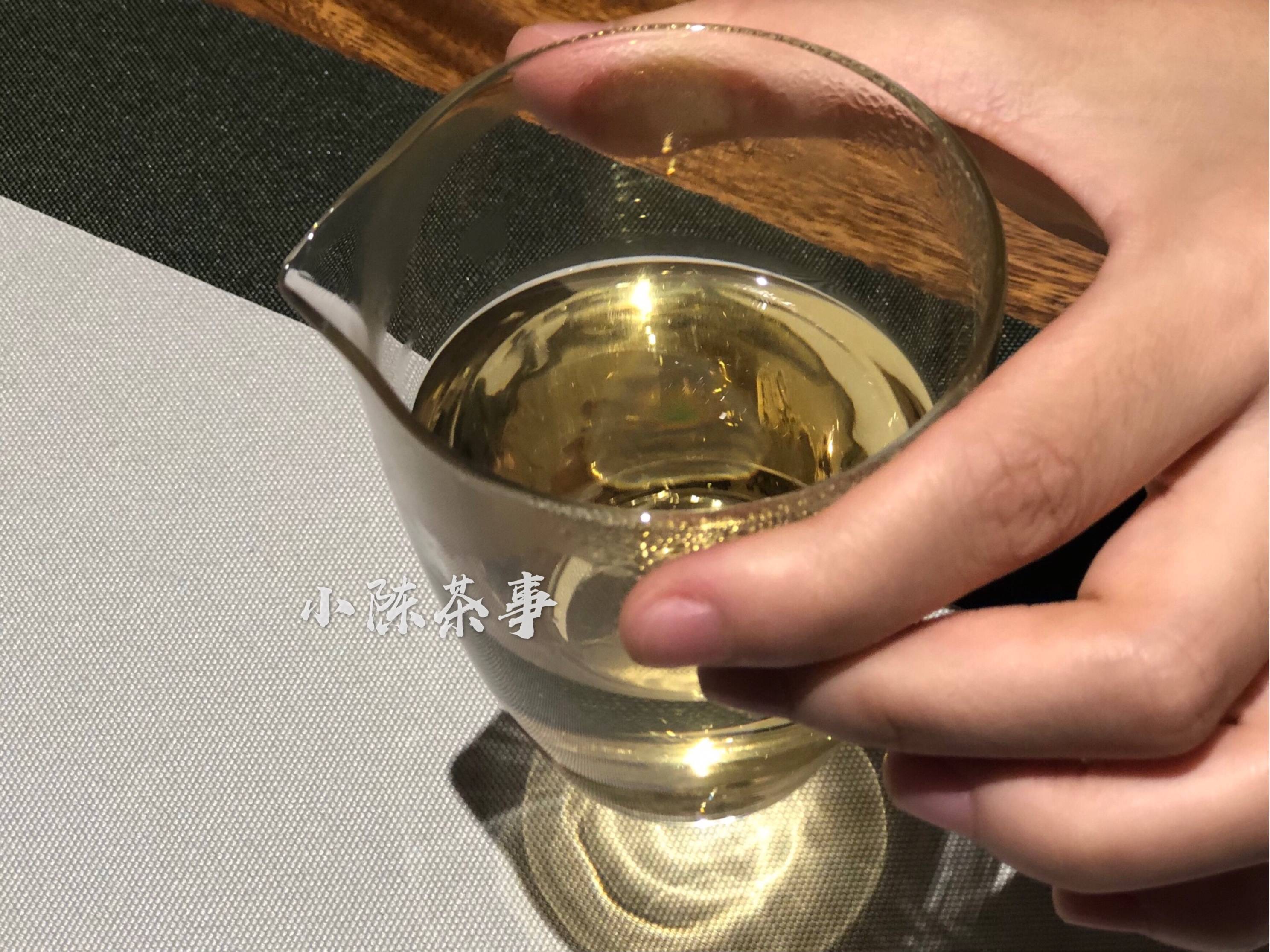 分享决窍“提前看到杯子盖住的色子《详细教程 新浪科技》
