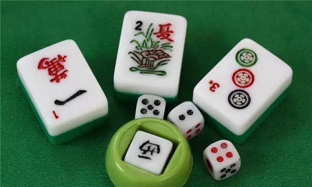 麻将硬挂道具叫什么（麻将软挂和硬挂用什么比较好?）