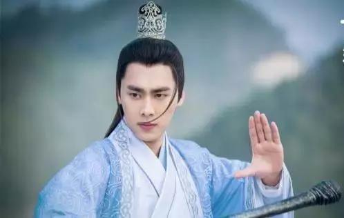 鹿晗与开挂哥互动（鹿晗玩游戏直播视频）