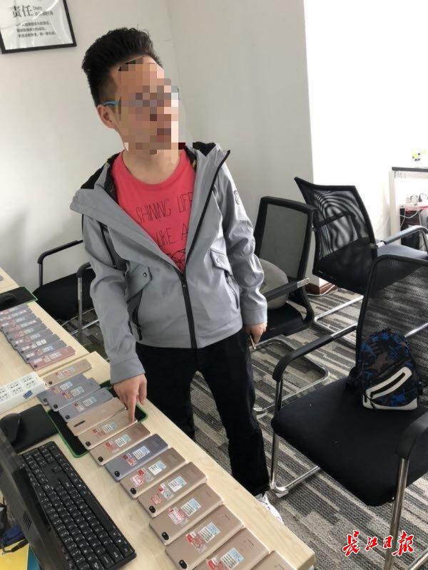 火爆全网!兔牙娱乐棋牌可以开挂吗”-太坑了原来有挂