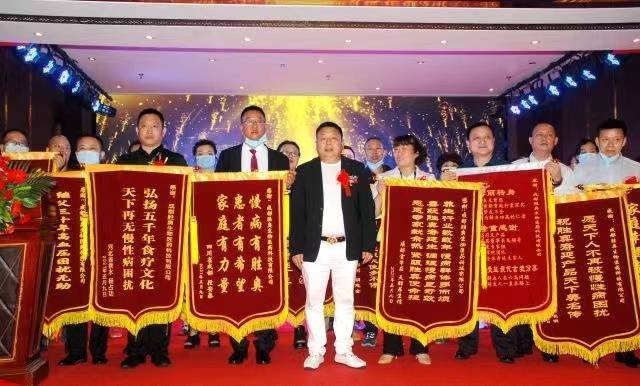 优选推荐“三公大吃小发大牌三招工具讲解—详细解说+新浪科技