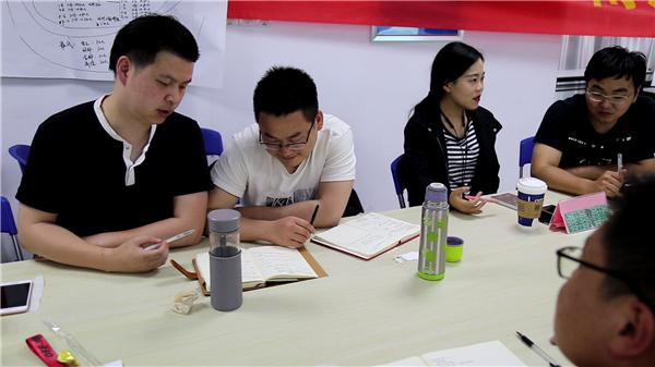 「热点资讯」南京扑克牌作弊仪器下载“推荐2个购买渠道