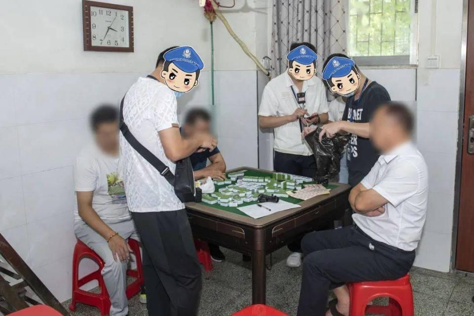 棋牌可以挂招牌么图片高清（棋牌可以挂招牌么图片高清版）