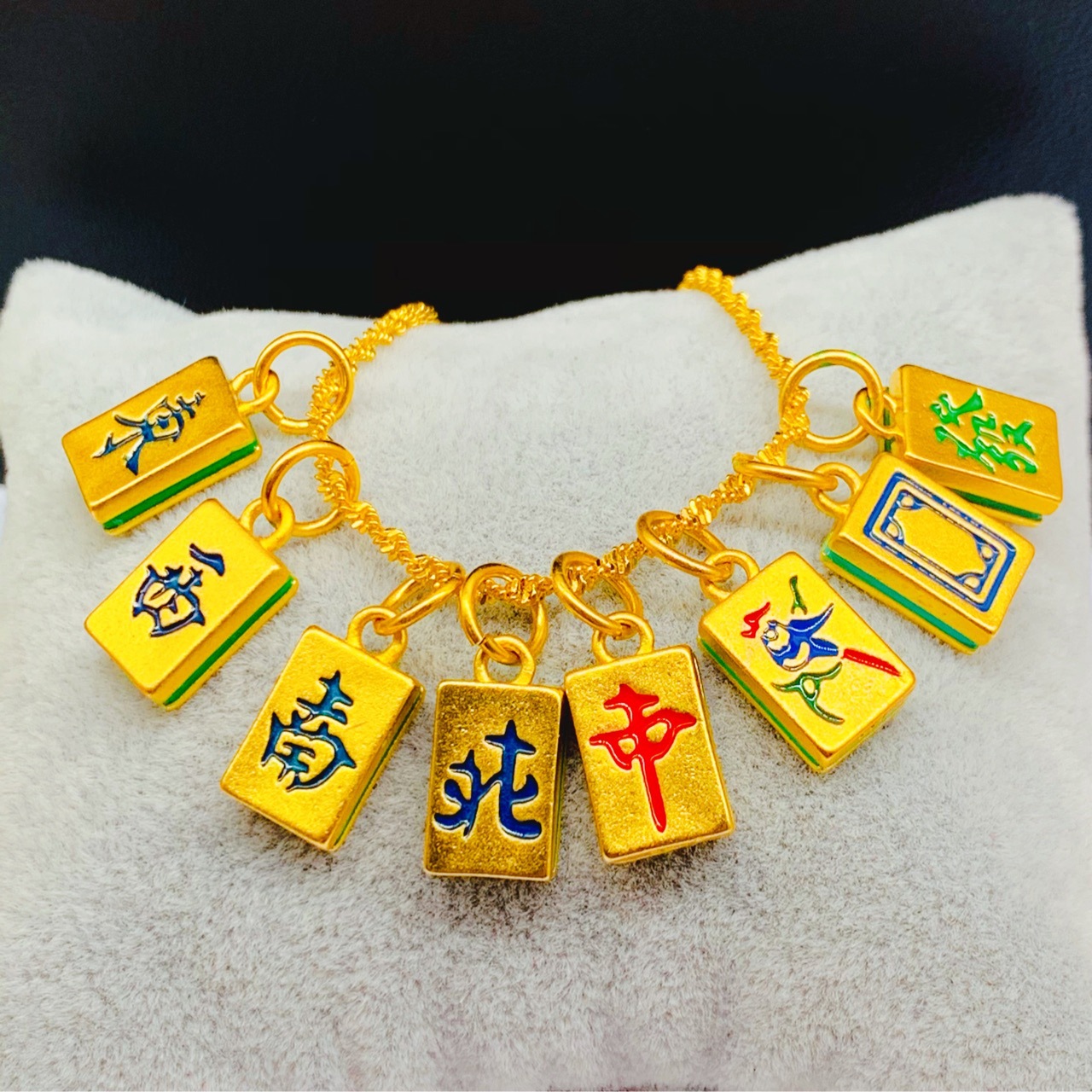 麻将挂饰黄金怎么做出来的（麻将挂饰黄金怎么做出来的图片）