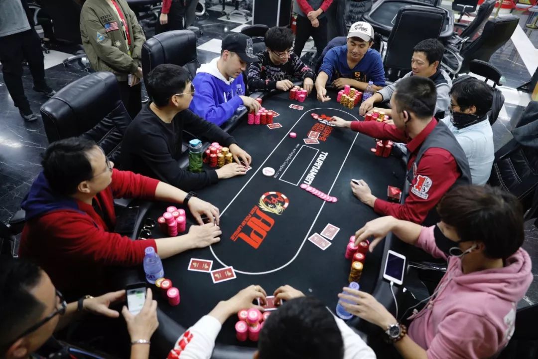 我来教教大家“普通扑克听牌设备多少钱_《爱问知识人 使用说明》