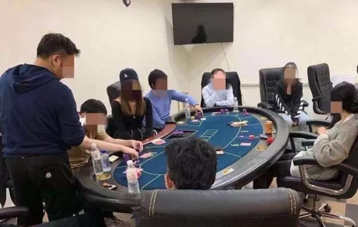 厉害了!三公普通扑克牌自动报点器—详细解说+新浪科技